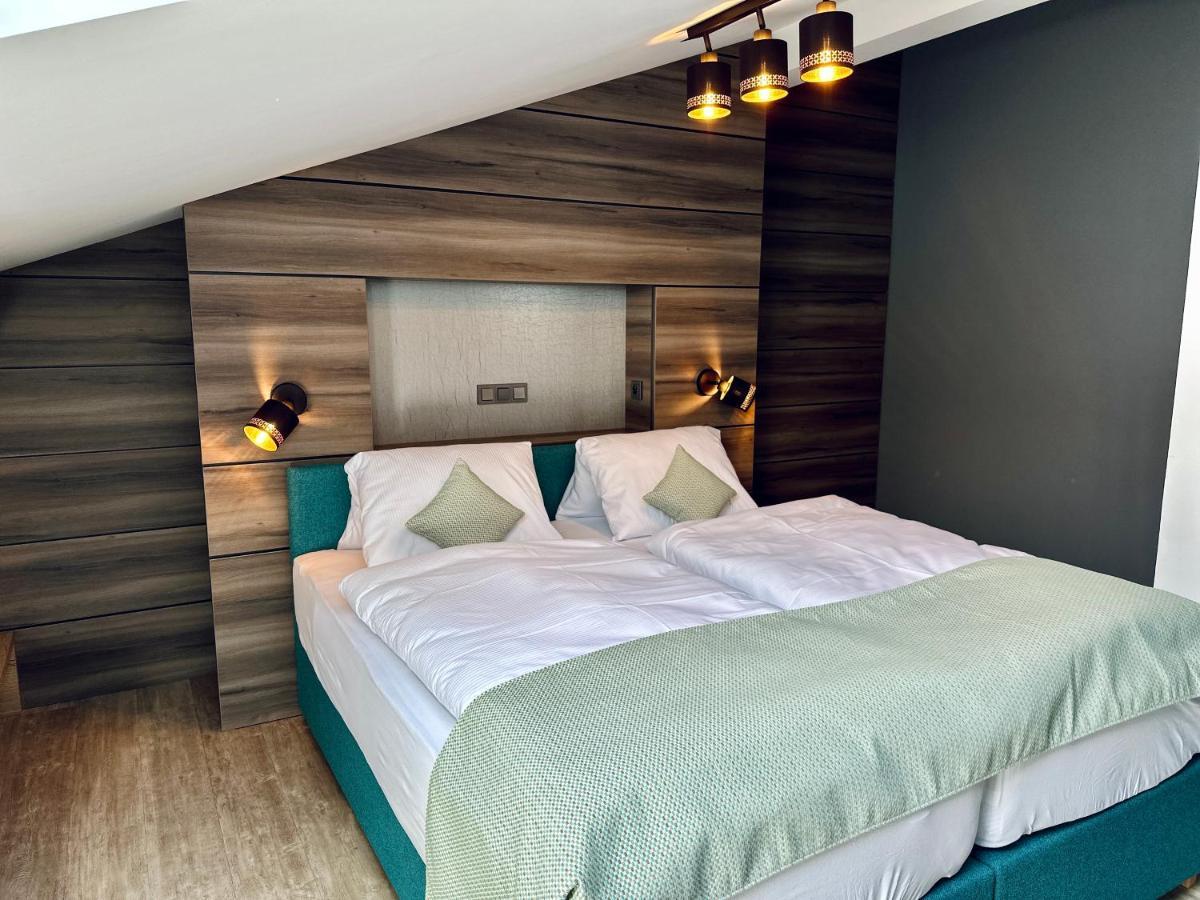 Anpela Hotel Rýmařov Buitenkant foto