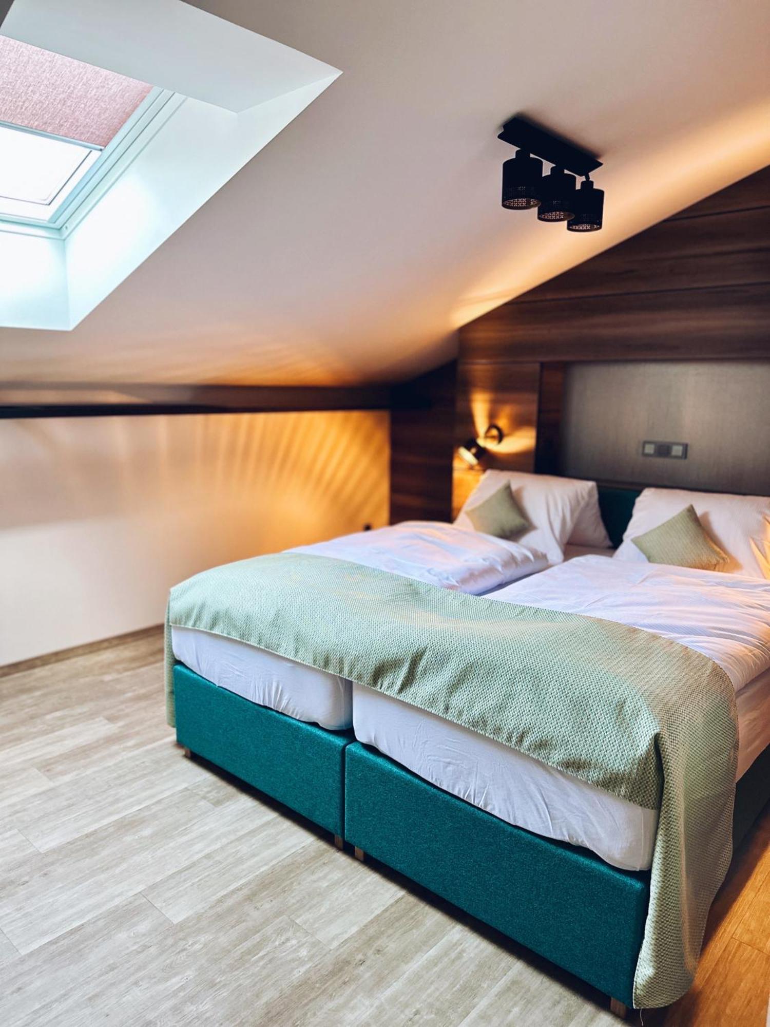 Anpela Hotel Rýmařov Buitenkant foto