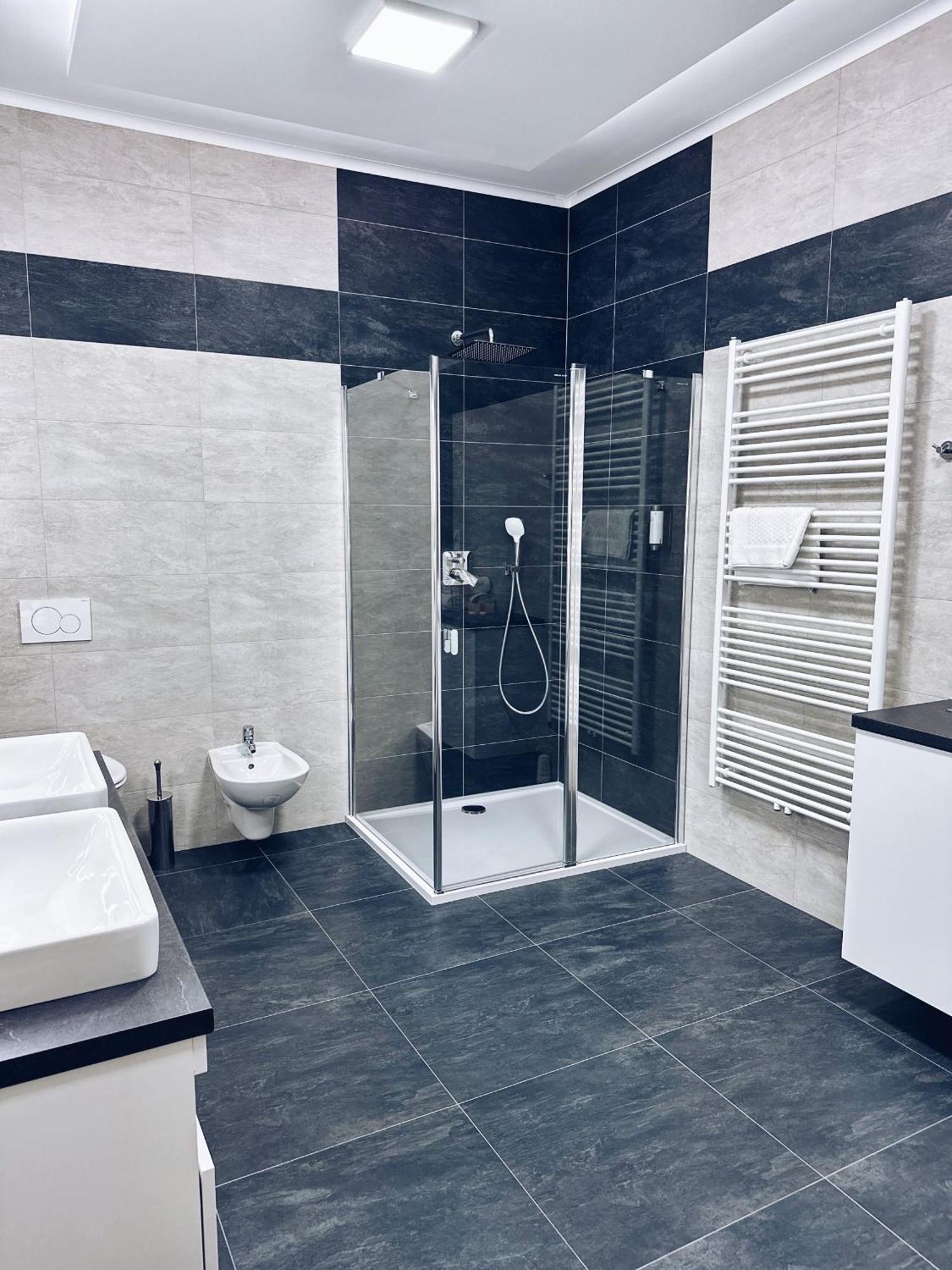 Anpela Hotel Rýmařov Buitenkant foto