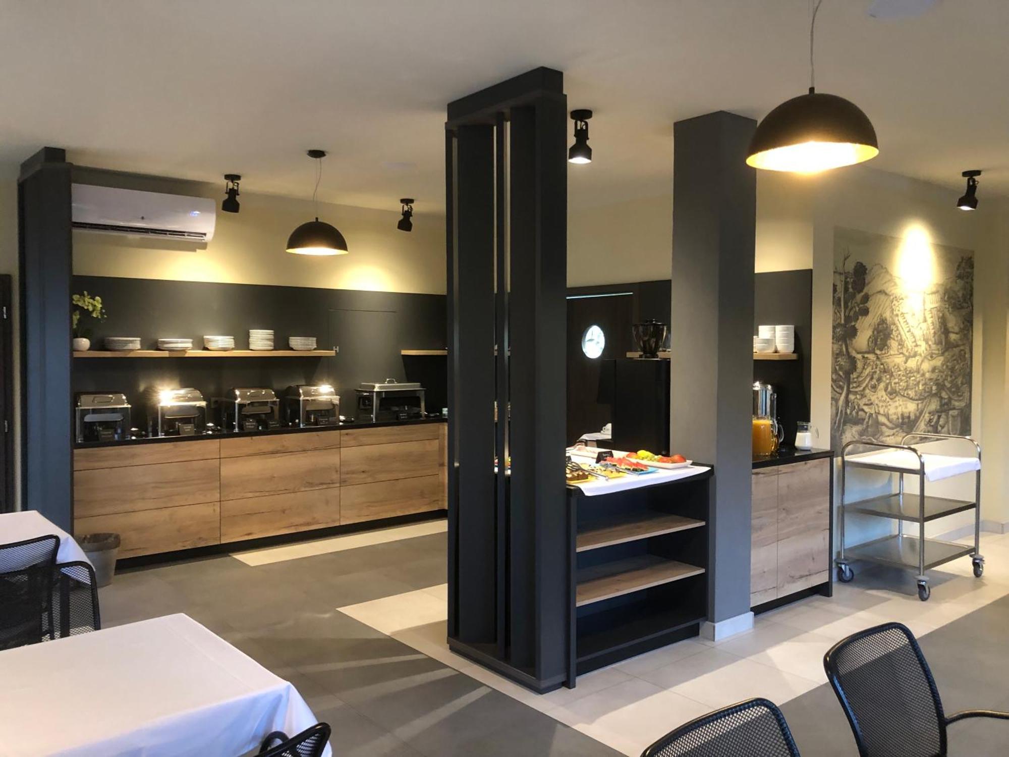 Anpela Hotel Rýmařov Buitenkant foto